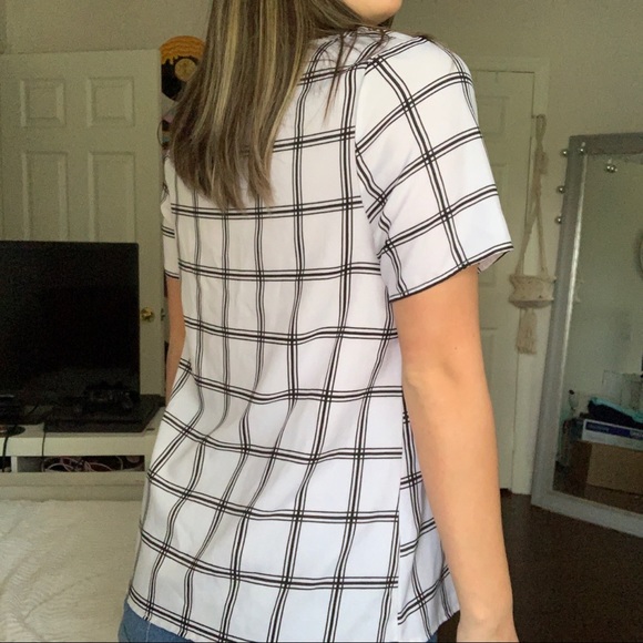 White and black plaid blouse - Picture 3 of 5